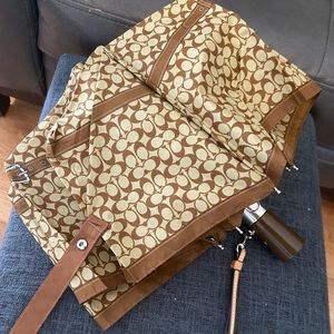 Coach Umbrella - Signature